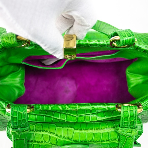 BOTTEGA VENETA SPECIAL EDITION ALLIGATOR HANDBAG - Picture 6 of 11